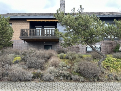 Einfamilienwohnhaus in ruhiger Wohnlage (Sackgasse) mit tollem Blick ber Mayen