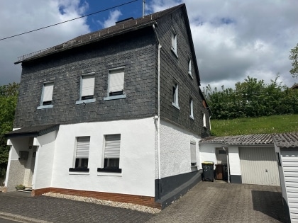 Einfamilienwohnhaus in ruhiger Wohnlage der Gemeinde Mllenbach (b. Kaisersesch)