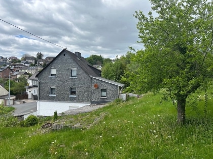 Einfamilienwohnhaus in ruhiger Wohnlage der Gemeinde Mllenbach (b. Kaisersesch)