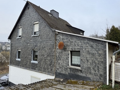 Einfamilienwohnhaus in ruhiger Wohnlage der Gemeinde Mllenbach (b. Kaisersesch)