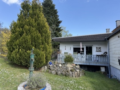 Einfamilienwohnhaus in toller Aussichtslage der Gemeinde Leienkaul
