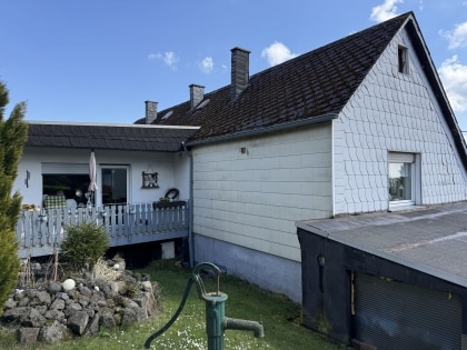 Einfamilienwohnhaus in toller Aussichtslage der Gemeinde Leienkaul