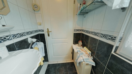 Einfamilienwohnhaus mit Einliegerwohnung und kleinem Apartment im 2. UG in Randlage der Gemeinde Mendig