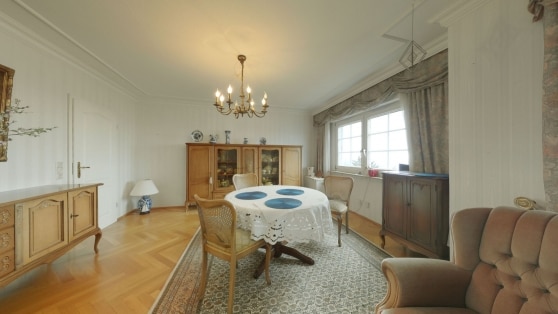 Einfamilienwohnhaus mit Einliegerwohnung und kleinem Apartment im 2. UG in Randlage der Gemeinde Mendig