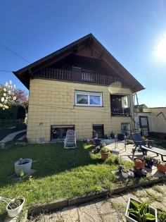 Einfamilienwohnhaus mit grozgigen Garten-/Wiesengrundstck