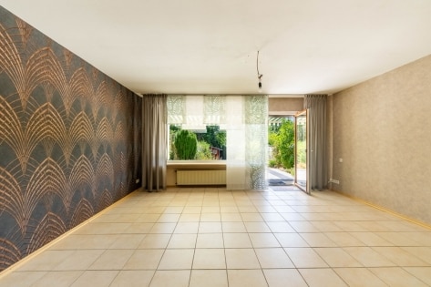 Einziehen und Wohlf�hlen - Modernisierte Doppelhaush�lfte mit Garten f�r die ganze Familie in Neuwied-Irlich!