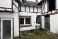 Entkerntes Wohnhaus mit Innenhof und Nebengeb�uden in M�nstermaifeld!