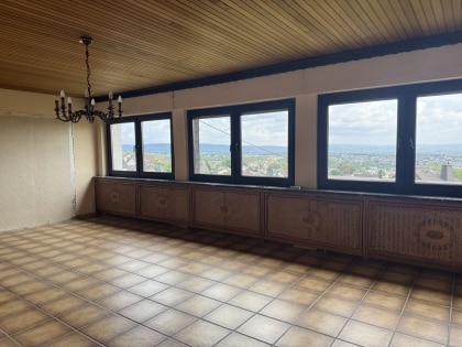 Erhabene Ruhe, atemberaubende Aussicht: Ihr neues Domizil wartet in Neuwied-Feldkirchen