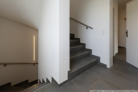 Erstbezug: Moderne Neubau-Eigentumswohnung in erh�hter Ortsrandlage mit Aussicht �ber Kelberg