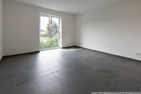 Erstbezug: Moderne Neubau-Eigentumswohnung in erh�hter Ortsrandlage mit Aussicht �ber Kelberg