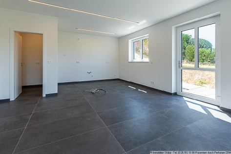 Erstbezug: Moderne Neubau-Eigentumswohnung mit 2 Garagen in Daun-Ptzborn