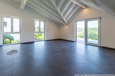 Erstbezug: Moderne Neubau-Erdgeschoss-Eigentumswohnung mit 2 Garagen in Daun-Ptzborn