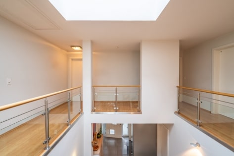 Exklusive und gro�z�gige Stadtvilla mit sonnigem Grundst�ck und Doppelgarage in Rheinbrohl!
