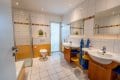 Exklusive und gro�z�gige Stadtvilla mit sonnigem Grundst�ck und Doppelgarage in Rheinbrohl!