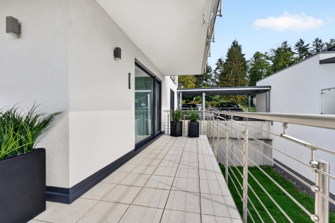 Exklusives Wohnen: Barrierearme Erdgeschosswohnung mit gro�em Sonnenbalkon & Carport in Neuwied