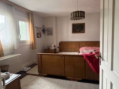 Fachwerkhaus mit Garage und Garten in Schalkenbach