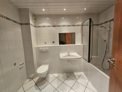 Familienfreundliches Reihenmittelhaus mit Garten und Garage in ruhiger, zentraler Lage bei Alsdorf