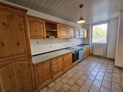 Familienfreundliches Reihenmittelhaus mit Garten und Garage in ruhiger, zentraler Lage bei Alsdorf