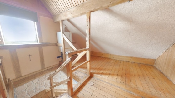 Freistehendes Einfamilienhaus mit Charakter, Kamin und Werkstatt - ruhiges Wohnen mit Charme