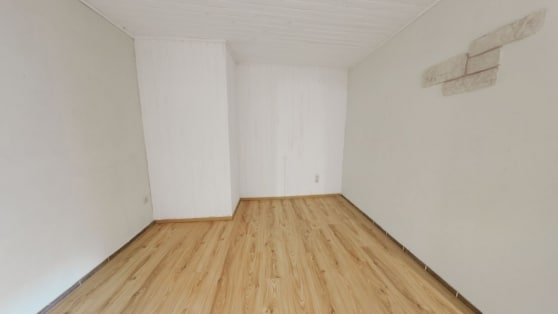 Freistehendes Einfamilienhaus mit Charakter, Kamin und Werkstatt - ruhiges Wohnen mit Charme