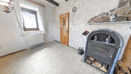 Freistehendes Einfamilienhaus mit Charakter, Kamin und Werkstatt - ruhiges Wohnen mit Charme
