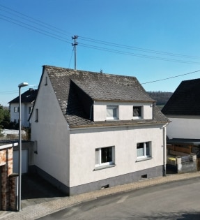 Freistehendes Einfamilienhaus mit groem Garten und viel Potenzial in Kretz