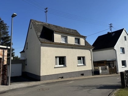 Freistehendes Einfamilienhaus mit groem Garten und viel Potenzial in Kretz