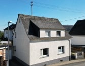 Freistehendes Einfamilienhaus mit groem Garten und viel Potenzial in Kretz