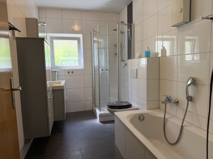 Freistehendes Einfamilienhaus mit viel Platz und Garage in Wehr