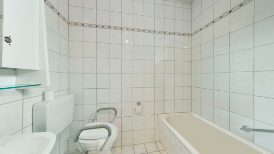 Gem�tliches Einfamilienwohnhaus mit separaten Bauplatz in zentraler Wohnlage der Gemeinde Beuren