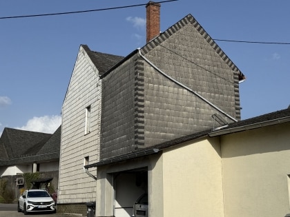 Gem�tliches Einfamilienwohnhaus mit separaten Bauplatz in zentraler Wohnlage der Gemeinde Beuren
