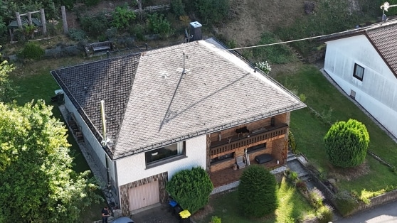 Gepflegtes Einfamilienwohnhaus in ruhiger Ortsrandlage der Eifelgemeinde Siebenbach (Nhe Nrburgring)