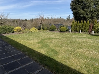 Gepflegtes Einfamilienwohnhaus mit ELW in toller Aussichtslage der Eifelgemeinde Gillenfeld