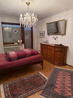 Gepflegtes Einfamilienwohnhaus mit ELW in toller Aussichtslage der Eifelgemeinde Gillenfeld