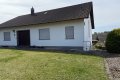 Gepflegtes Einfamilienwohnhaus mit ELW in toller Aussichtslage der Eifelgemeinde Gillenfeld