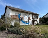 Gepflegtes Einfamilienwohnhaus mit ELW in toller Aussichtslage der Eifelgemeinde Gillenfeld