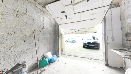 Gepflegtes Einfamilienwohnhaus mit Einliegerwohnung in Randlage