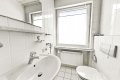 Gepflegtes Zweifamilienhaus mit viel Platz und vielseitigen Nutzungsm�glichkeiten in Ettringen
