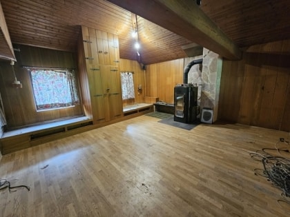 Gerumiger Bungalow mit Schwimmbad und groer Garage in ruhiger Gegend von Roetgen