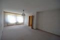 Gerumiges Wohnhaus mit Garten und 3 Garagen