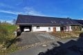 Gerumiges gepflegtes Bauernhaus am Dorfrand mit groem Grundstck.