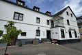 Groes Wohnhaus und Pension mit Gaststtte im Moselort Mden!