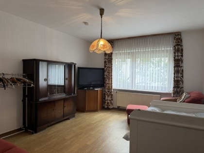 Gro�z�giges Einfamilienhaus mit viel Potenzial und Ausbaureserve in M�den