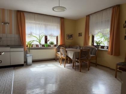 Gro�z�giges Einfamilienhaus mit viel Potenzial und Ausbaureserve in M�den