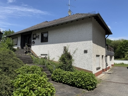 Gro�z�giges Einfamilienwohnhaus in ruhiger Wohnlage der Gemeinde Kottenheim