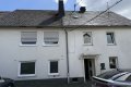 Gro�z�giges Einfamilienwohnhaus mit Nebengeb�uden auf einem 2.639 m� gro�en Grundst�ck