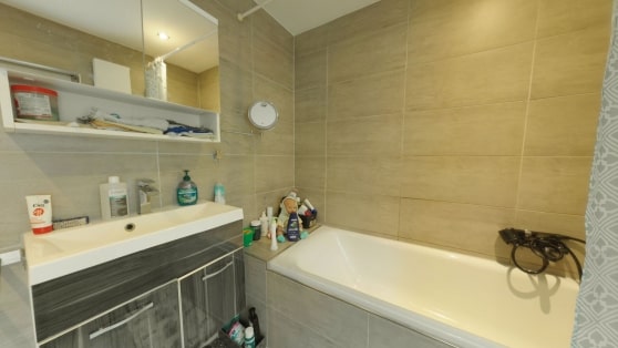Gro�z�giges Wohnhaus mit Einliegerwohnung, Wintergarten und vielseitigen Nutzungsm�glichkeiten