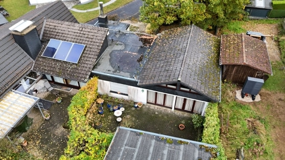 Gro�z�giges Wohnhaus mit Raum zur individuellen Nutzung, auch ideal als Mehrgenerationshaus nutzbar.