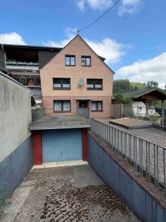 Gro�z�giges Wohnhaus mit drei vollwertigen Wohnebenen (188 m�) und flexiblen Nutzungsm�glichkeiten