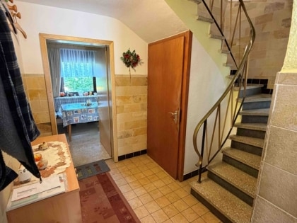 Gro�z�giges Wohnhaus mit drei vollwertigen Wohnebenen (188 m�) und flexiblen Nutzungsm�glichkeiten